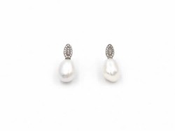 Pendientes de plata envejecida con circonitas blancas y perla en forma de pera
