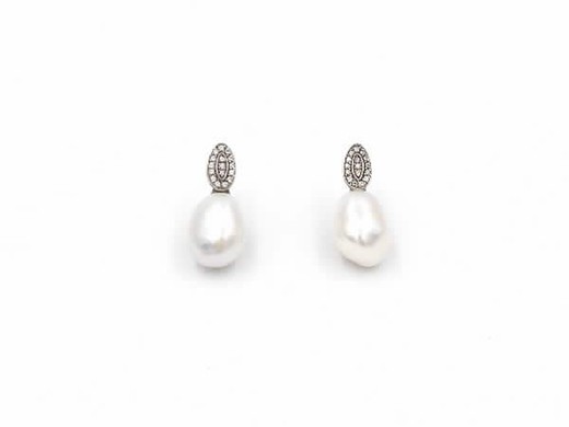 Boucles d'oreilles en argent vieilli avec zircons blancs et perle en forme de poire