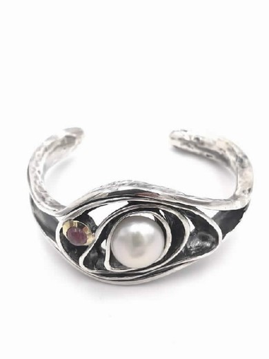 Espetacular pulseira labruixeta em prata com pérola e turmalina