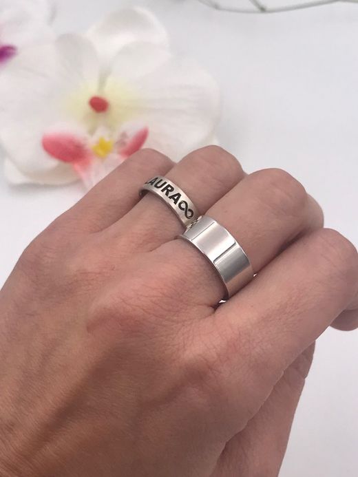 Personalisierter Silberring dicker Buchstabe