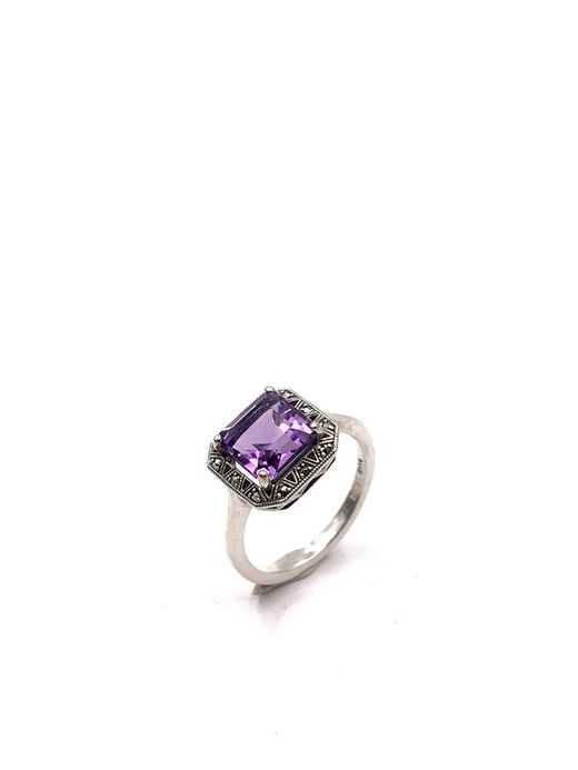 Quadratischer Ring aus Sterlingsilber und natürlichem Amethyst