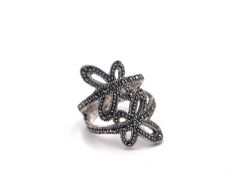 Anillo Elegant de plata de ley Flowers