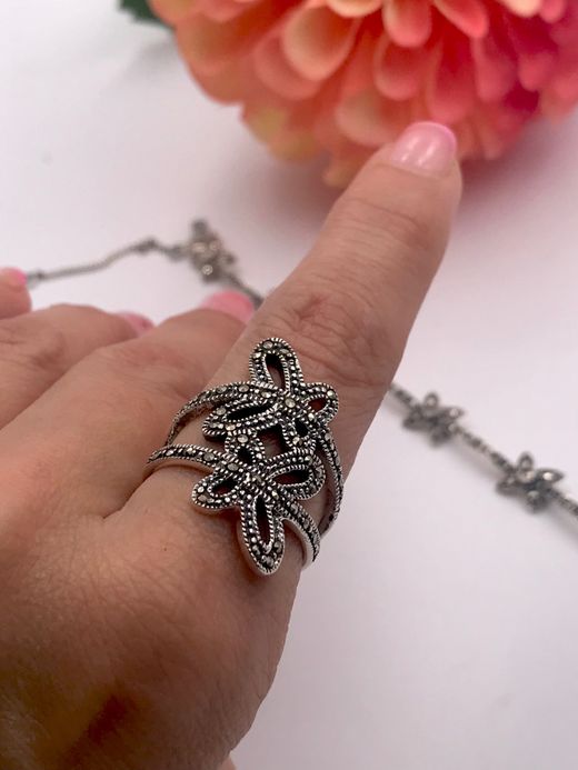 Anillo Elegant de plata de ley Flowers