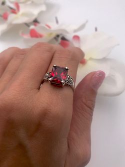 Anillo Elegant de plata de ley Square Red