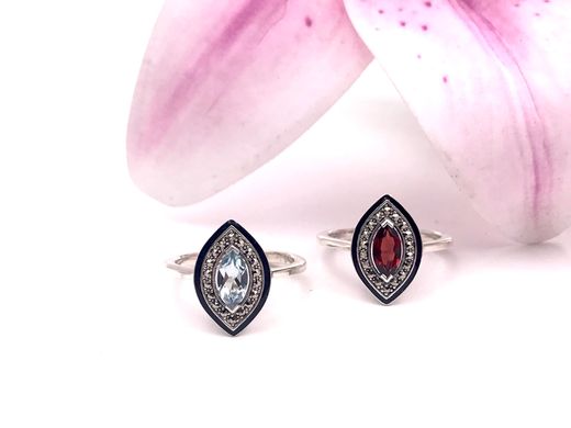 Anillo Elegant de plata de ley Suttle Garnet