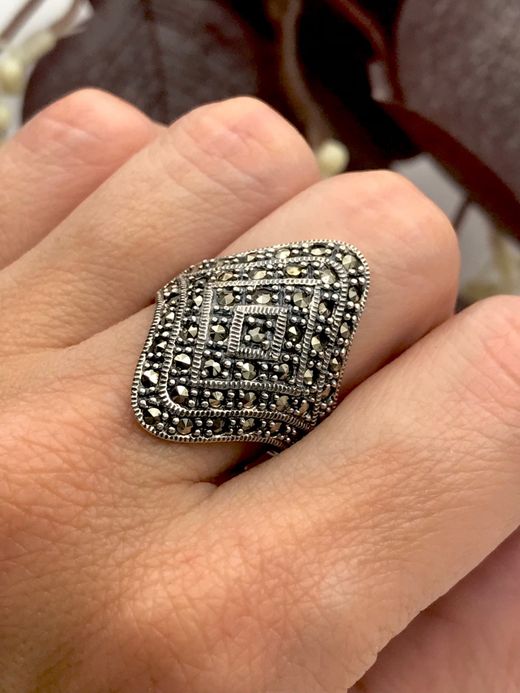 Anillo Elegant de plata de ley Triangle