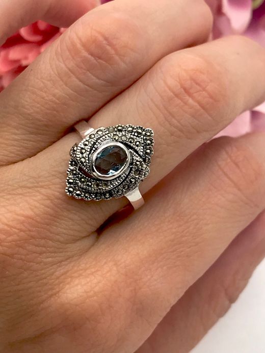 Anillo en plata de ley Triangle