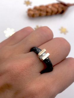 Anillo en plata de ley Trunk con Brillante