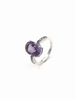 Anillo en plata de ley y amatista natural