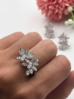 Anillo Flowers