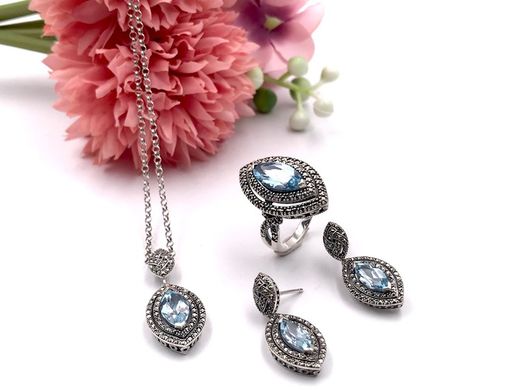 Ovaler Ring aus Sterlingsilber und Topas