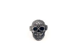 Anillo Top Silver de calavera unisex mediano de plata envejecida