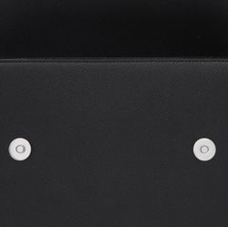 Mittlere schwarze Tous Brenda Schultertasche