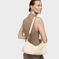 Tous Chain Fold Schultertasche aus beigefarbenem Leder