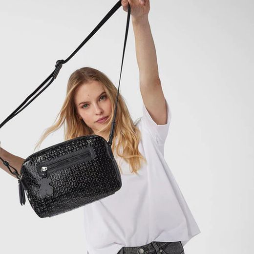 Tous Umhängetasche aus schwarzem Lackleder