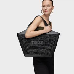 Großer Tous Lirio Raffia-Korb in Schwarz