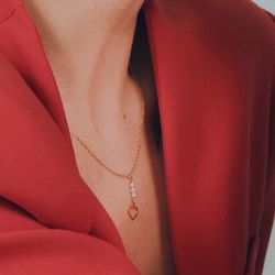 Pendentif en argent massif plaqué or avec perles et coeur ajouré