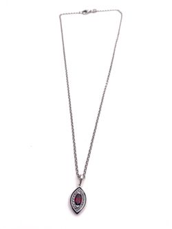 Colgante Elegant de plata de ley Suttle Garnet