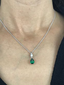 Colgante en plata de ley Tear Emerald