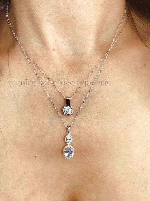 Doppelter Salvatore-Anhänger