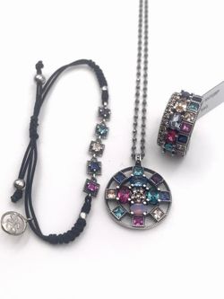 Quadratischer Multi-Anhänger