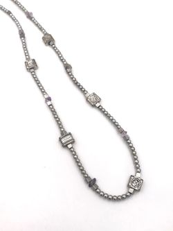 Collar largo de Viceroy con cristales de colores