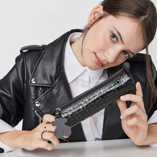 Tous schwarzes Lacklederetui