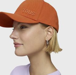 Tous Orange Metall-Logokappe