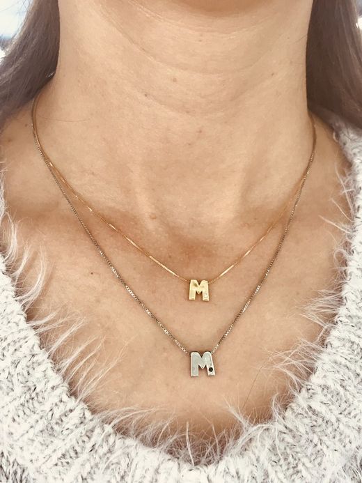 Initialen aus 18 Karat Gold mit Brillant