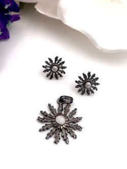 Brincos de prata esterlina pretos Eguzkilore