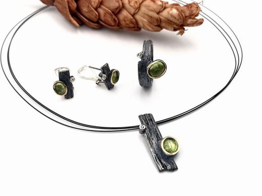 Olivin-Ohrringe aus Sterlingsilber mit Brillant