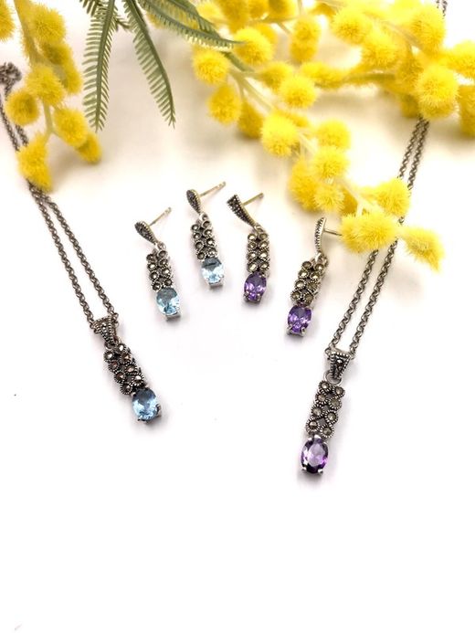 Blaue lange Ohrringe