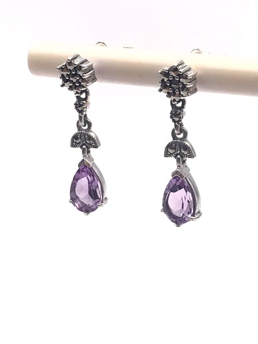 Pendientes largos Elegant de plata de ley Tear Amethyst