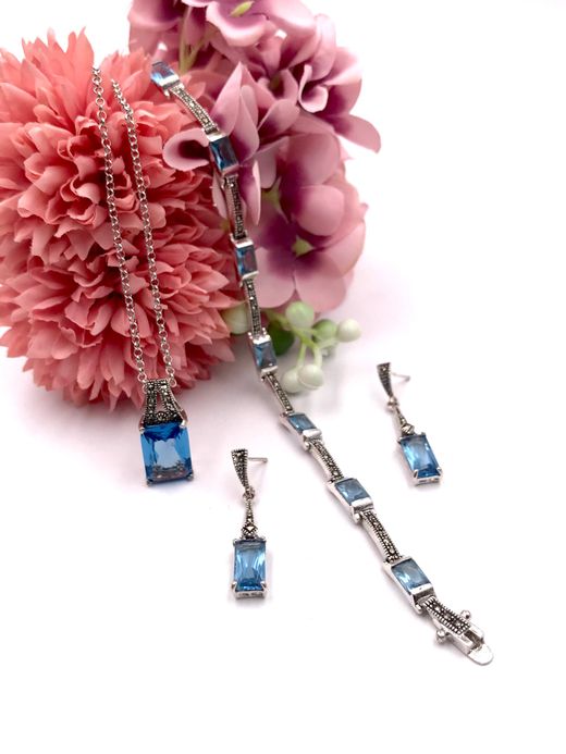 Pendientes largos Elegant en plata de ley Square Cel