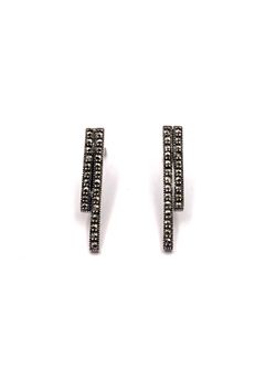 Pendientes largos Elegant en plata de ley Straigth