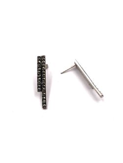 Pendientes largos Elegant en plata de ley Straigth
