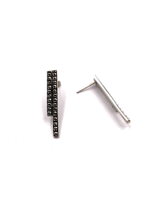 Pendientes largos Elegant en plata de ley Straigth