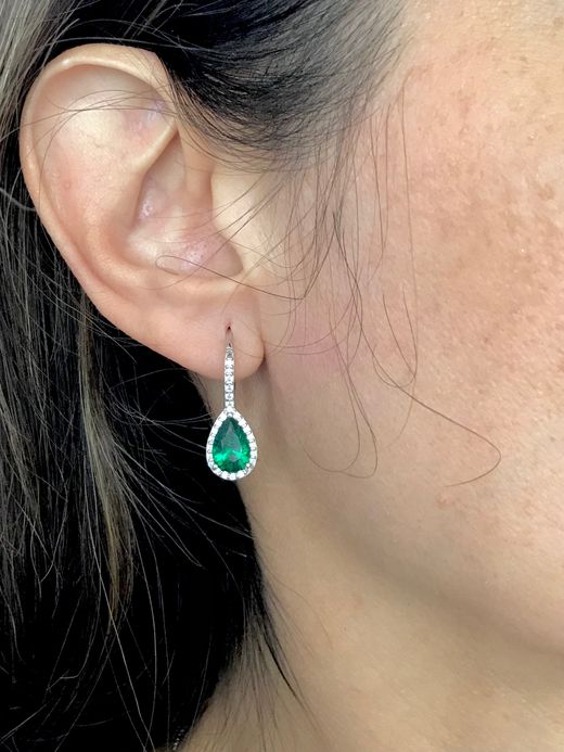 Pendientes largos en plata de ley Single Tear Green