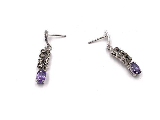 Lila lange Ohrringe