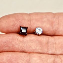 Lotus-Ohrringe aus Stahl und schwarzem Zirkonia