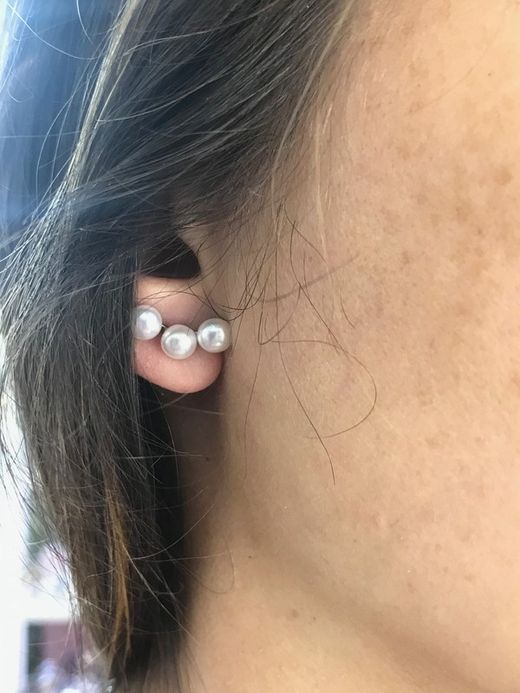 Damenohrringe aus rhodiniertem Silber und Perlen