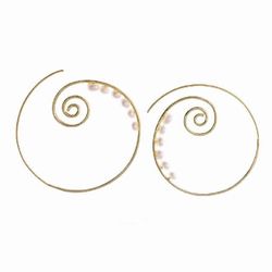 Pendientes en aro de mujer en plata chapada en oro y con  perlas