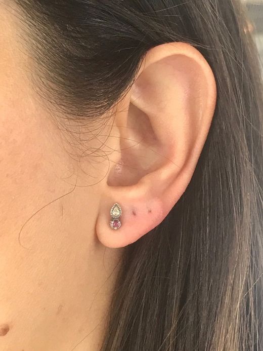 Raive xs Granatohrringe