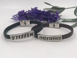 Pulsera Viceroy con placa y cuero trenzado verde