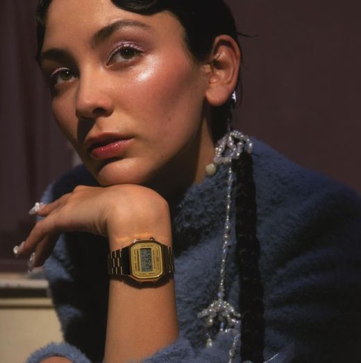 Reloj Casio A168WG digital vintage unisex dorado, esfera dorada