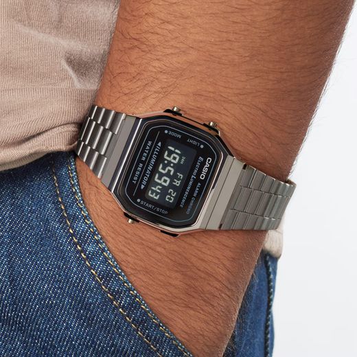 Digitale Vintage-Unisex-Uhr von Casio mit grauem IP-Effekt