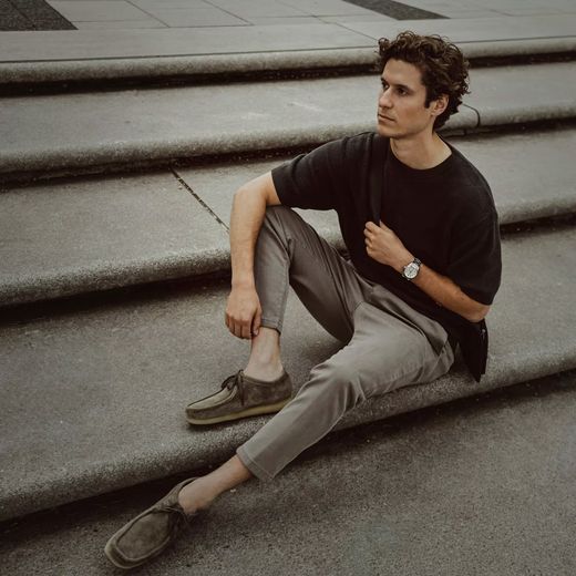 Reloj Casio Edifice Automático EFK-100CD con esfera en color blanco