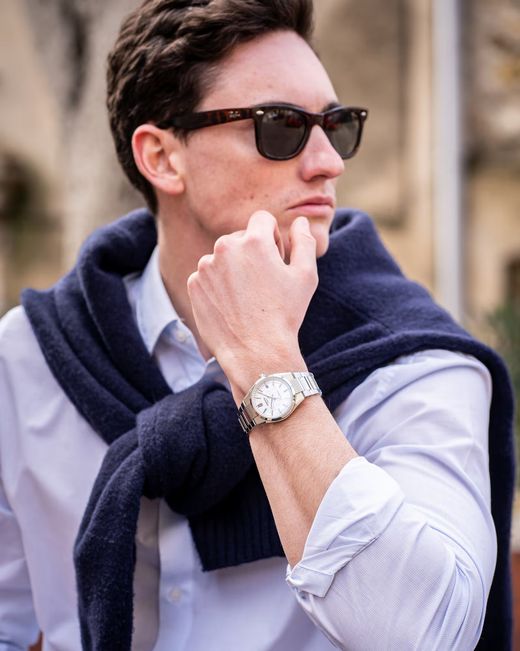 Reloj Casio Edifice Automático EFK-110D con esfera blanca