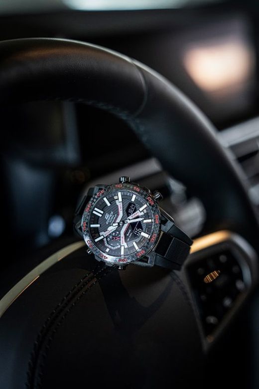 Reloj Casio Edifice Sospensione Solar Red