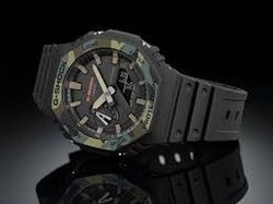 Reloj Casio G-Shock con bisel camuflaje